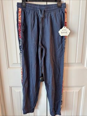 NWT ❤️ Knox Rose Navy Jogger Pants with Patterned Side Panels